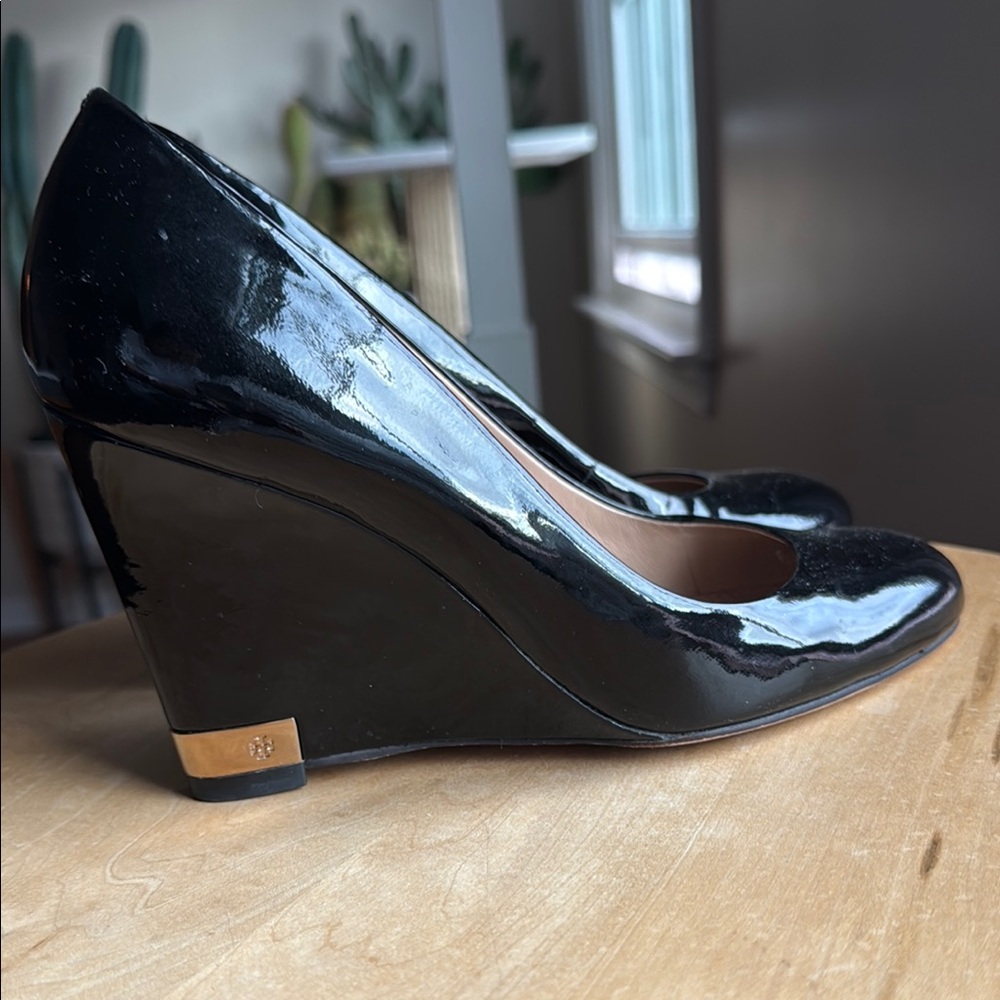 Tory Burch Elegant Black Wedge Heels